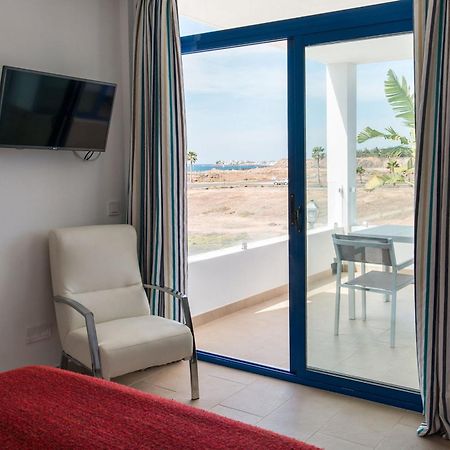 Villas De La Marina Playa Blanca  Exterior photo