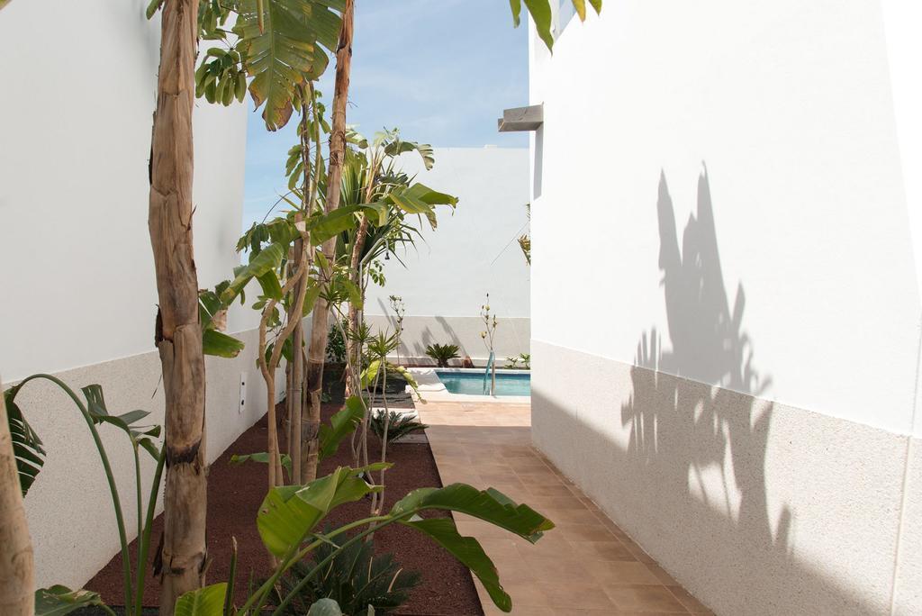 Villas De La Marina Playa Blanca  Exterior photo