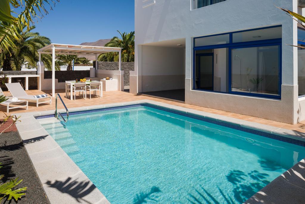 Villas De La Marina Playa Blanca  Exterior photo
