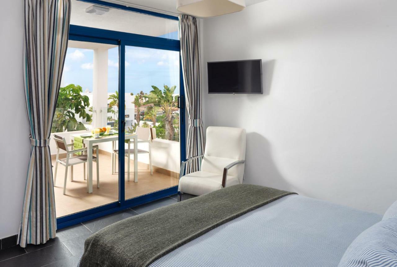 Villas De La Marina Playa Blanca  Exterior photo