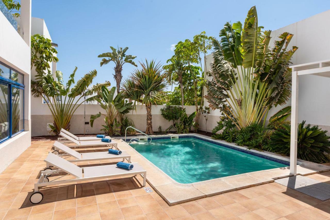 Villas De La Marina Playa Blanca  Exterior photo